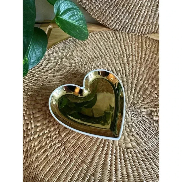 Threshold Target Gold heart tray - Picture 1 of 6